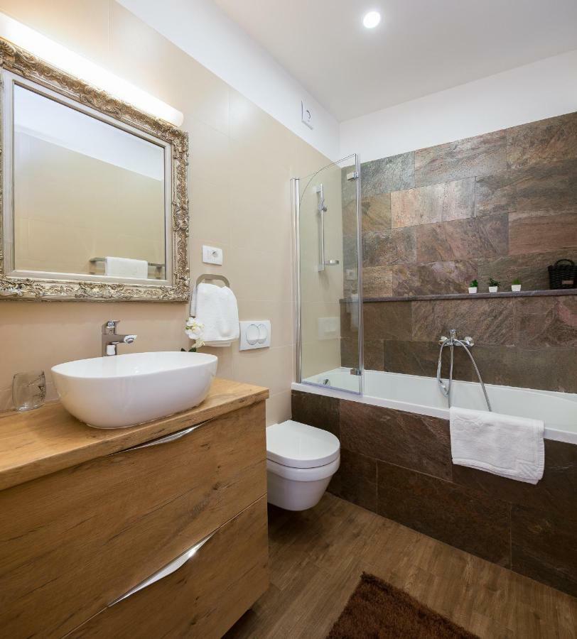 Luxury Apartment Luce Split Exteriör bild