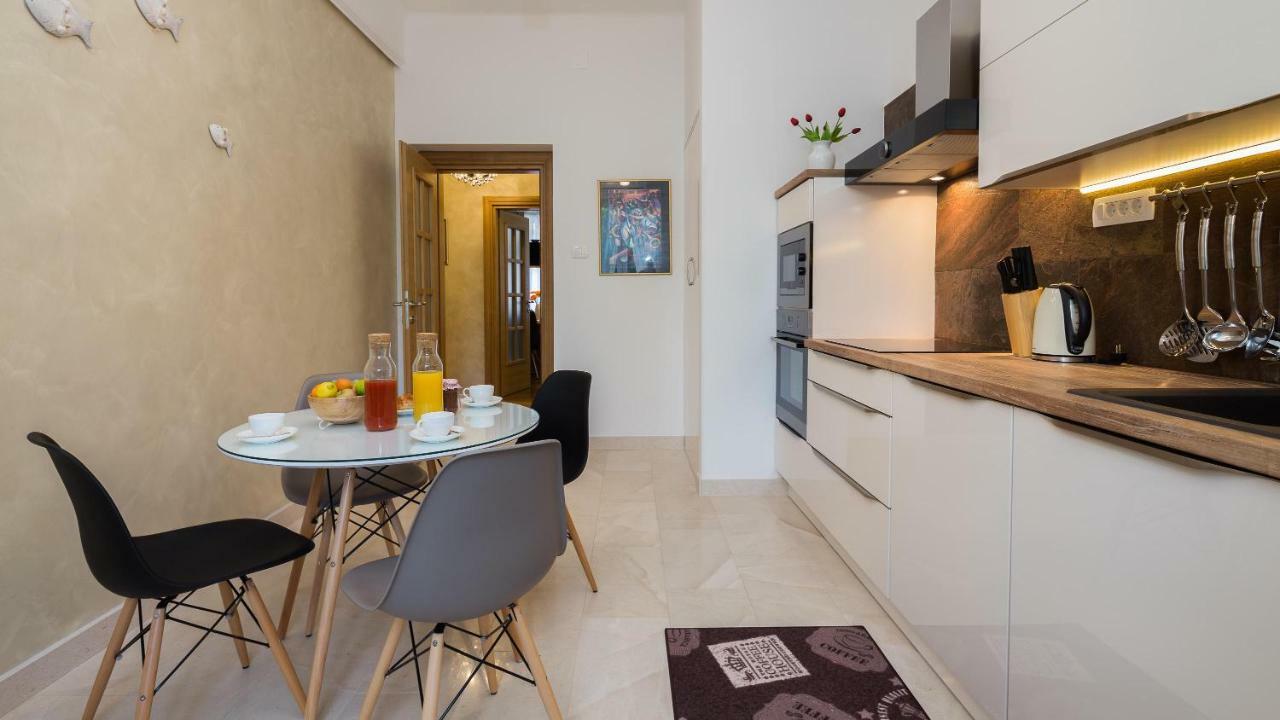 Luxury Apartment Luce Split Exteriör bild